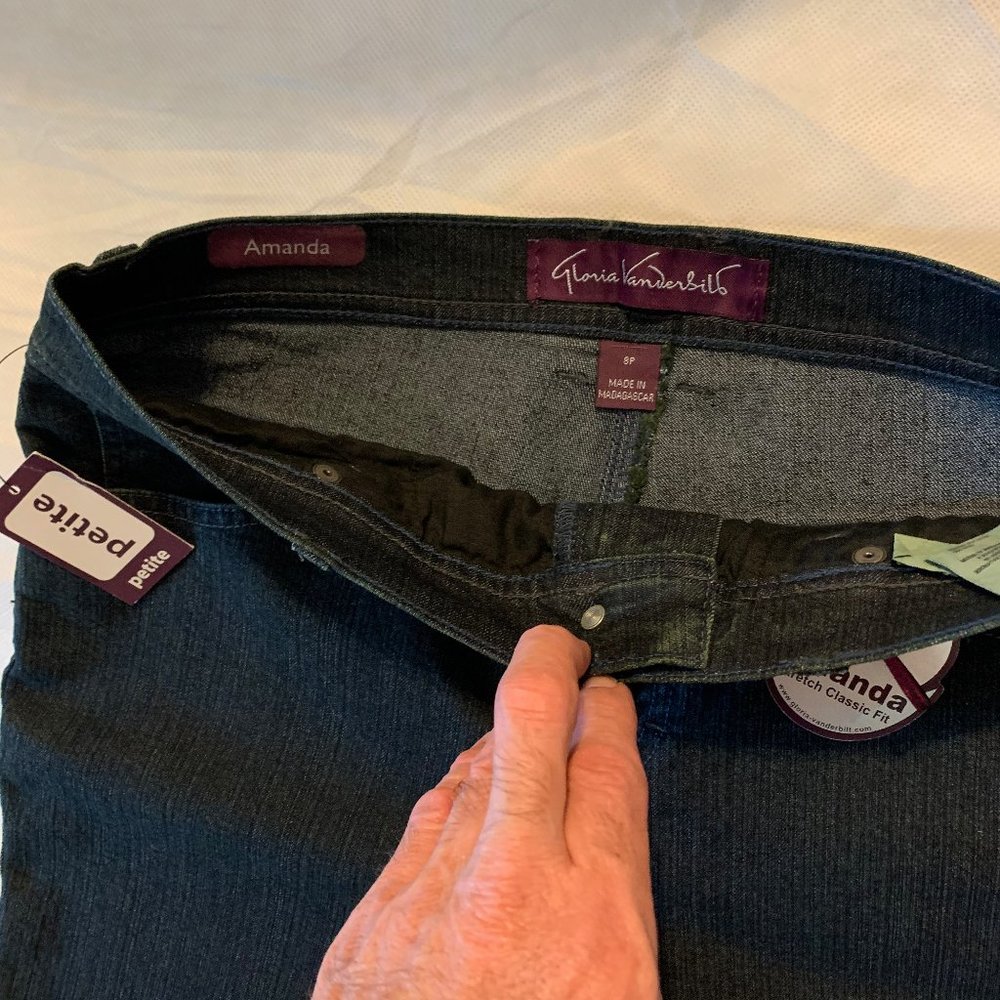 Gloria Vanderbilt Amanda Stretch Classic Fit Denim Jeans 8P Petite Average New - Picture 3 of 7